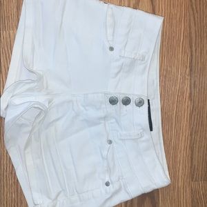 (3 for $10)White short shorts